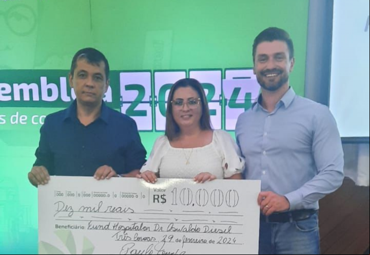 Foto Participação na assembleia anual do Sicredi, programa Juntos pela Comunidade.